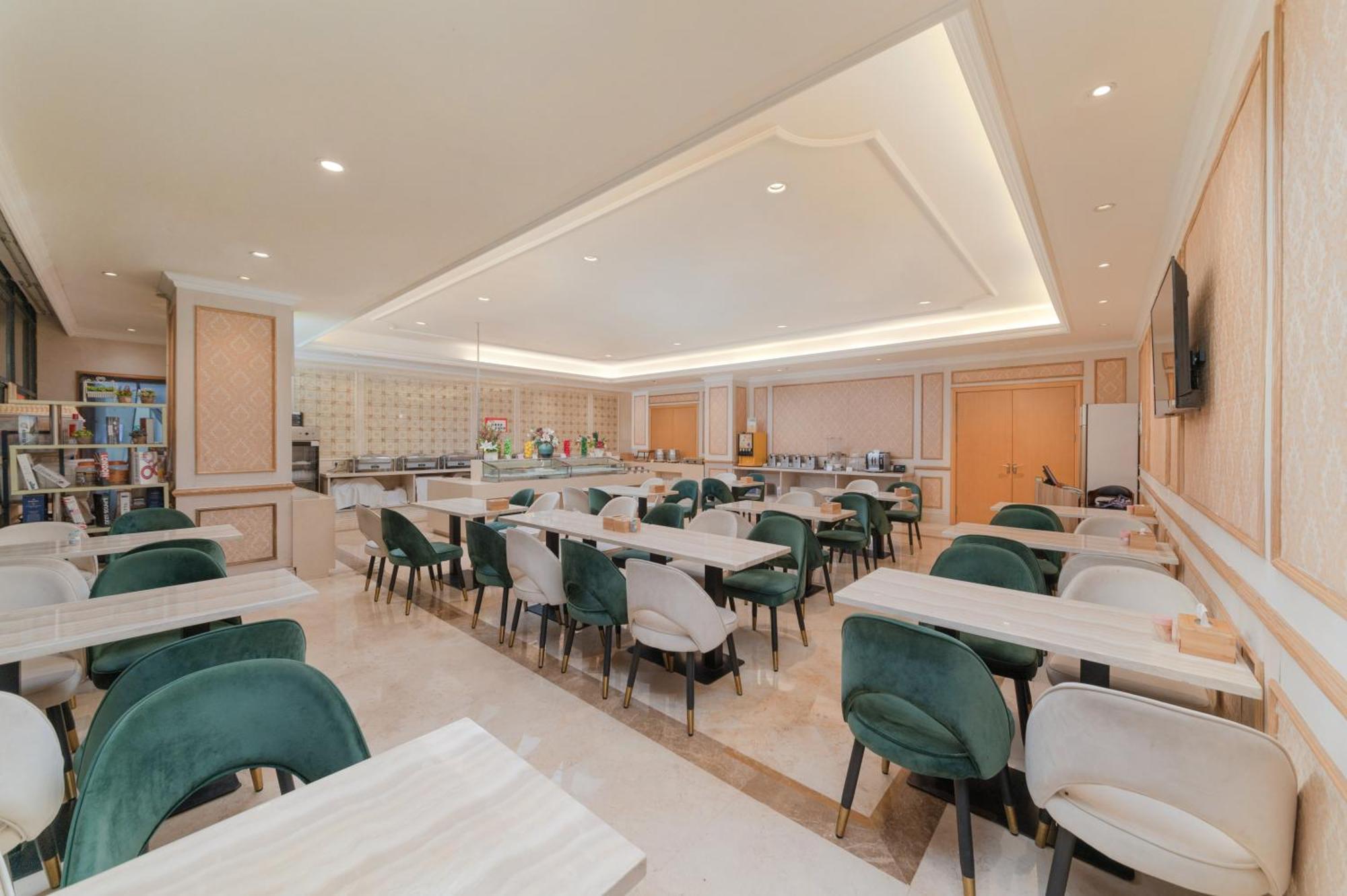Vienna Hotel Shenzhen Fuyong Subway Station Экстерьер фото